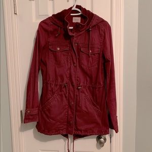 Burgundy 3/4 length utility jacket with lined hood